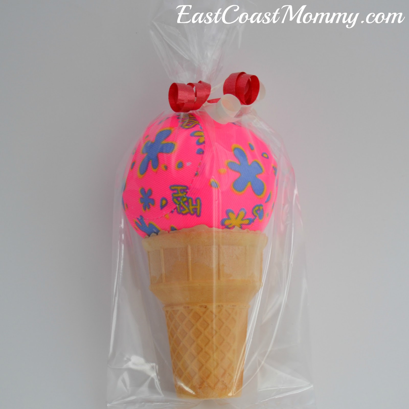 Pool Party Gift Ideas
 East Coast Mommy Pool party PARTY FAVOR ideas with free