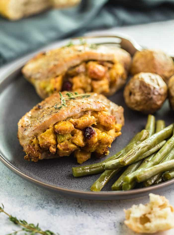 Pork Chops And Stuffing Baked
 Oven Baked Stuffed Pork Chops The Cozy Cook