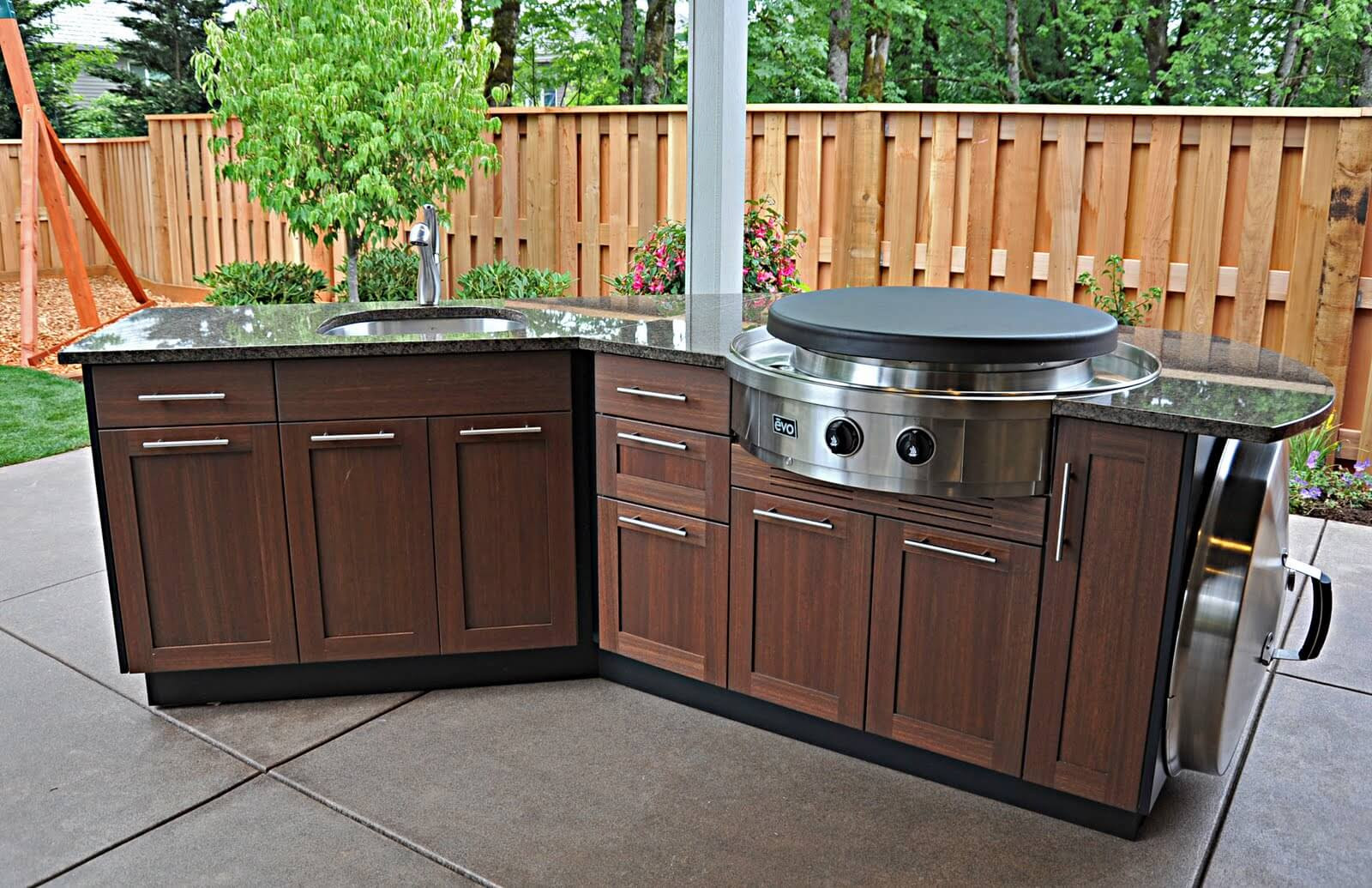 Prefab Outdoor Kitchen Islands
 Ways to Choose Prefabricated Outdoor Kitchen Kits