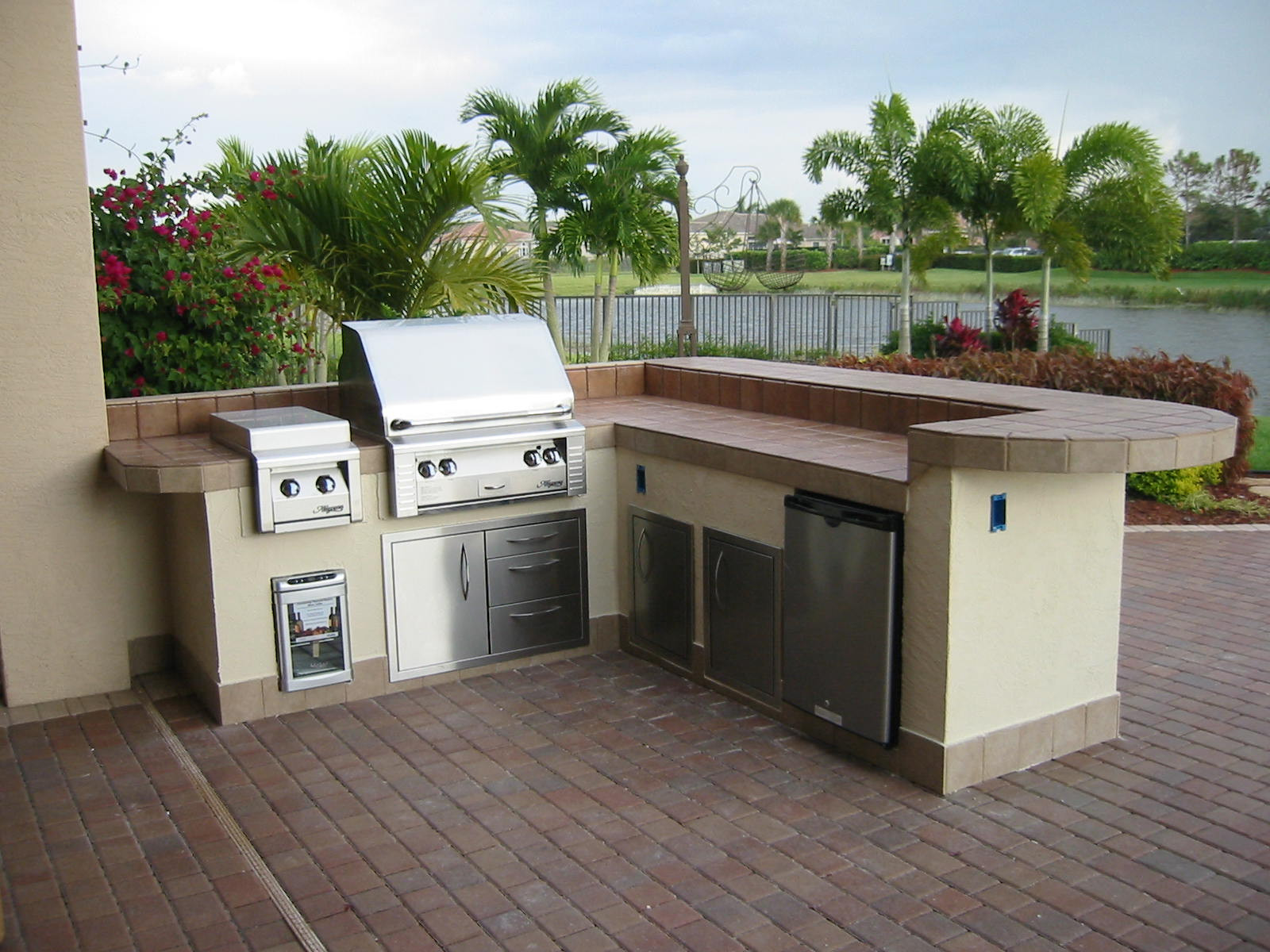 Prefab Outdoor Kitchens
 35 Ideas about Prefab Outdoor Kitchen Kits TheyDesign