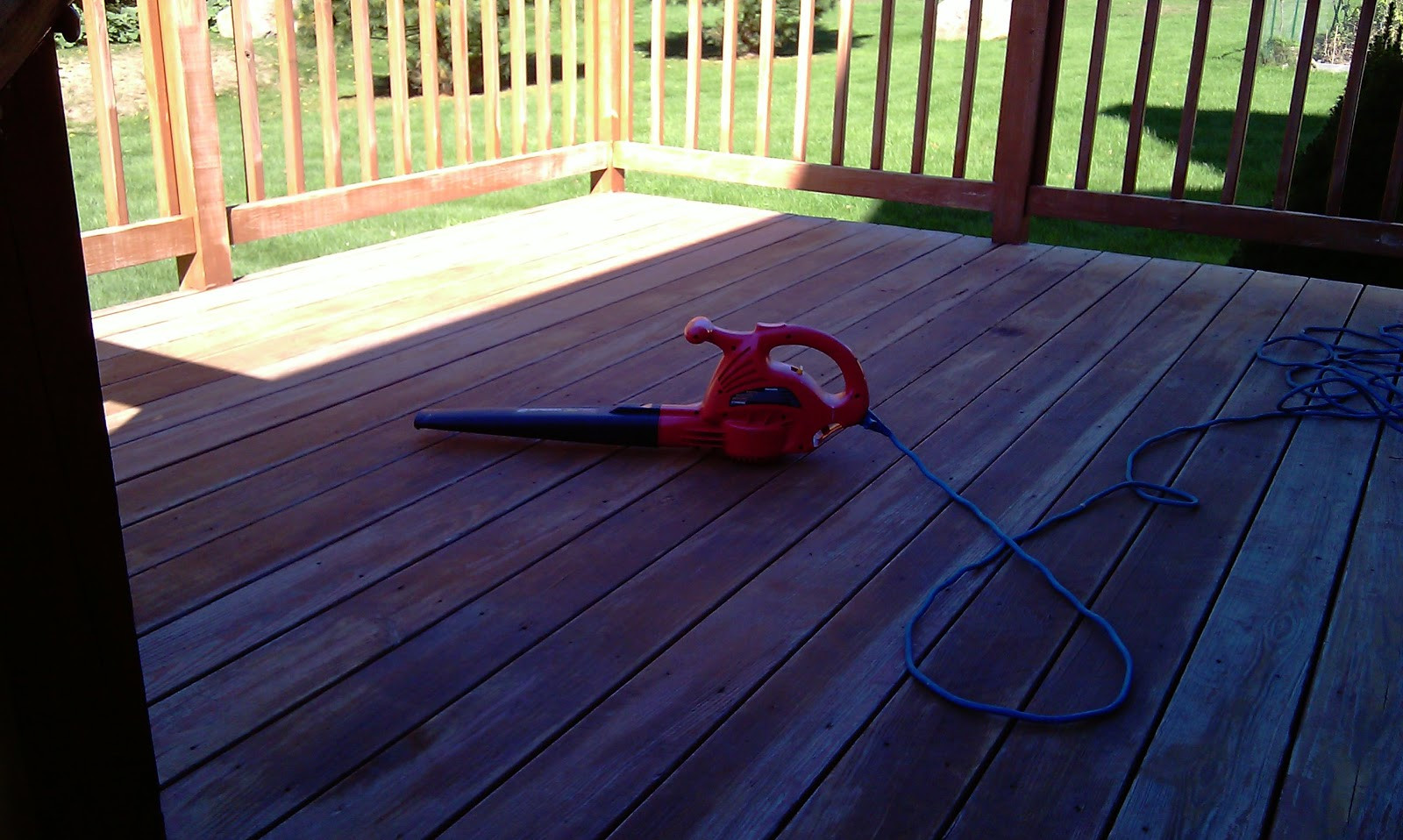 Preparing Deck For Painting
 How to Stain wooding Deck October 2012