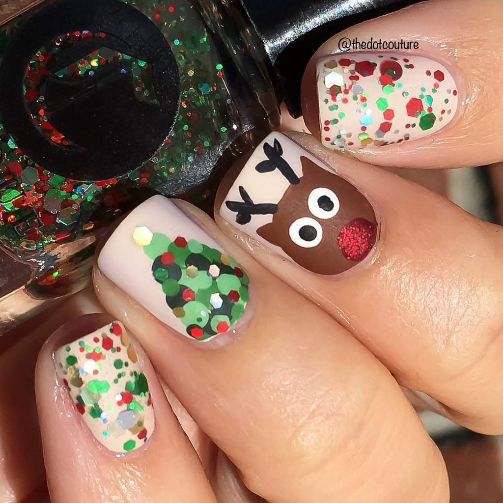 Pretty Christmas Nails
 Christmas Nail Art Cute Girls Hairstyles