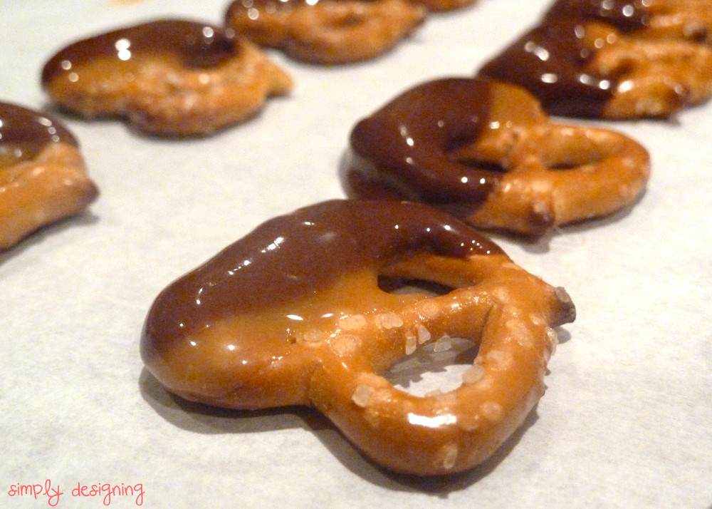 Pretzels Caramel Chocolate
 Chocolate Covered Caramel Pretzels