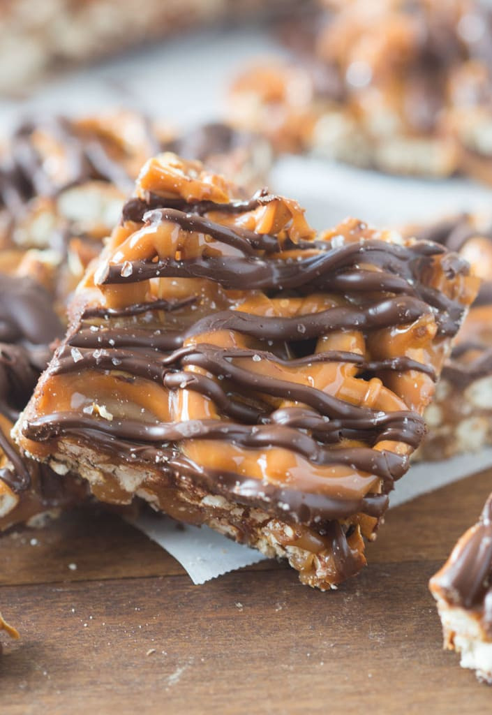 Pretzels Caramel Chocolate
 Salted Chocolate Caramel and Pretzel Bars Tastes Better