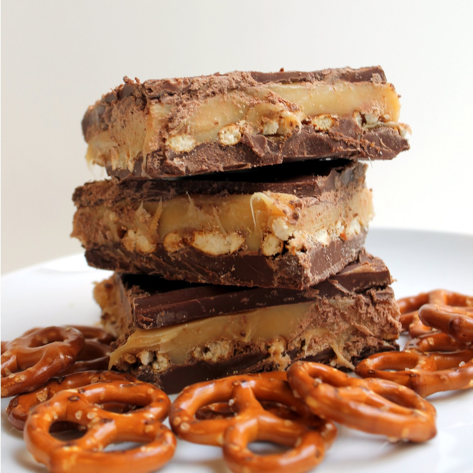 Pretzels Caramel Chocolate
 chocolate pretzel caramel bars