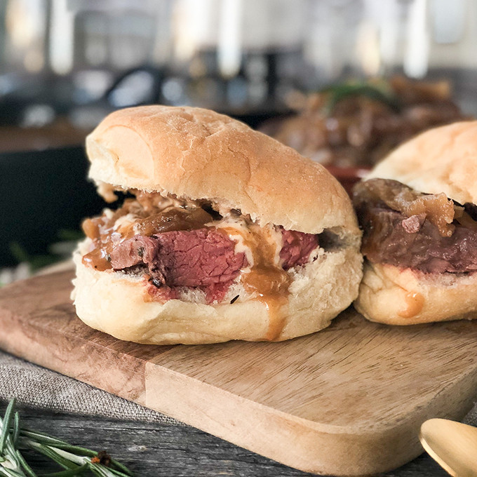 Prime Rib Appetizers
 Prime Rib Sliders with Caramelized ions and Horseradish