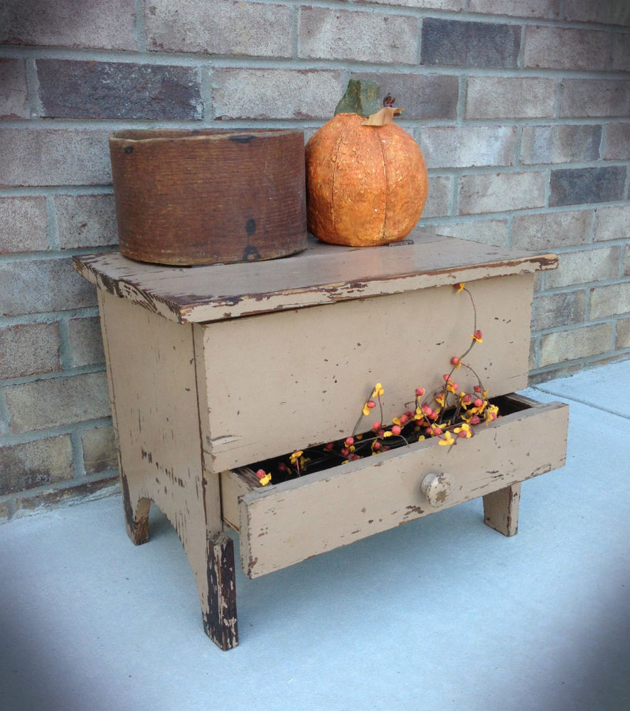 Primitive Bench With Storage
 Primitive Shaker Storage Bench Cupboard Pattern WN163