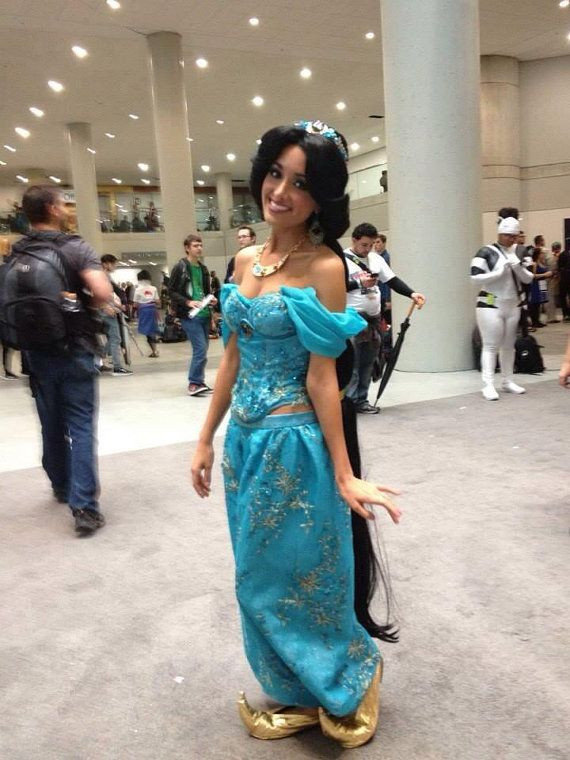 Princess Jasmine DIY Costume
 10 Artistic & Amusing Costume Ideas for Brunettes for