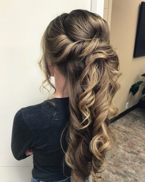 Prom Hairstyle For Thick Hair
 30 Prettiest Prom Updos for Long Hair for 2020