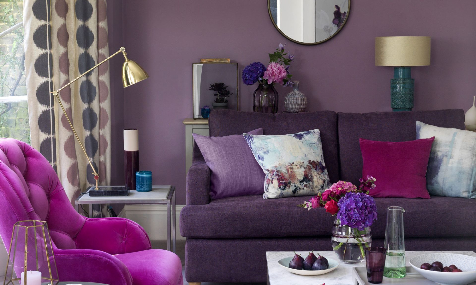 Purple Living Room Decor
 Purple living room ideas