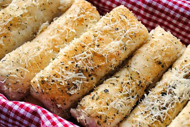 Quick Bread Sticks
 Quick and Easy Breadsticks