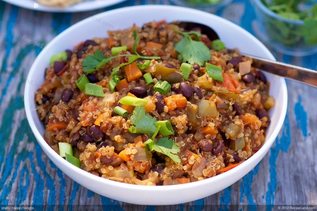 Quinoa Black Bean Chili
 Black Bean and Quinoa Chili Recipe