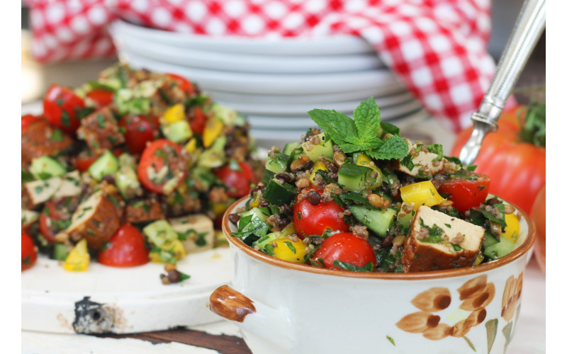 Quinoa Tofu Salad
 Quinoa & Smoked Tofu Salad VRC