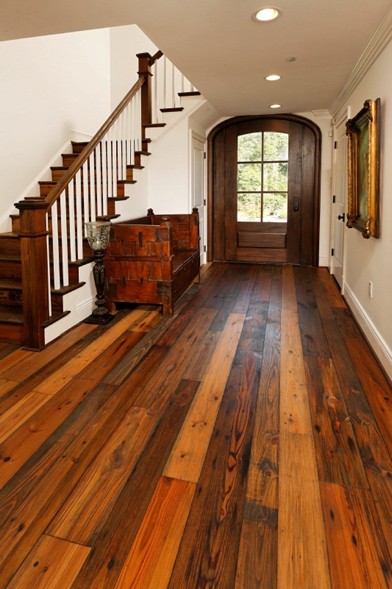 Reclaimed Barn Wood Flooring DIY
 Authentic Pine Floors Reclaimed Wood pliments any