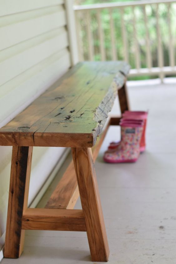 Reclaimed Wood Bench DIY
 Simple DIY furniture Benches