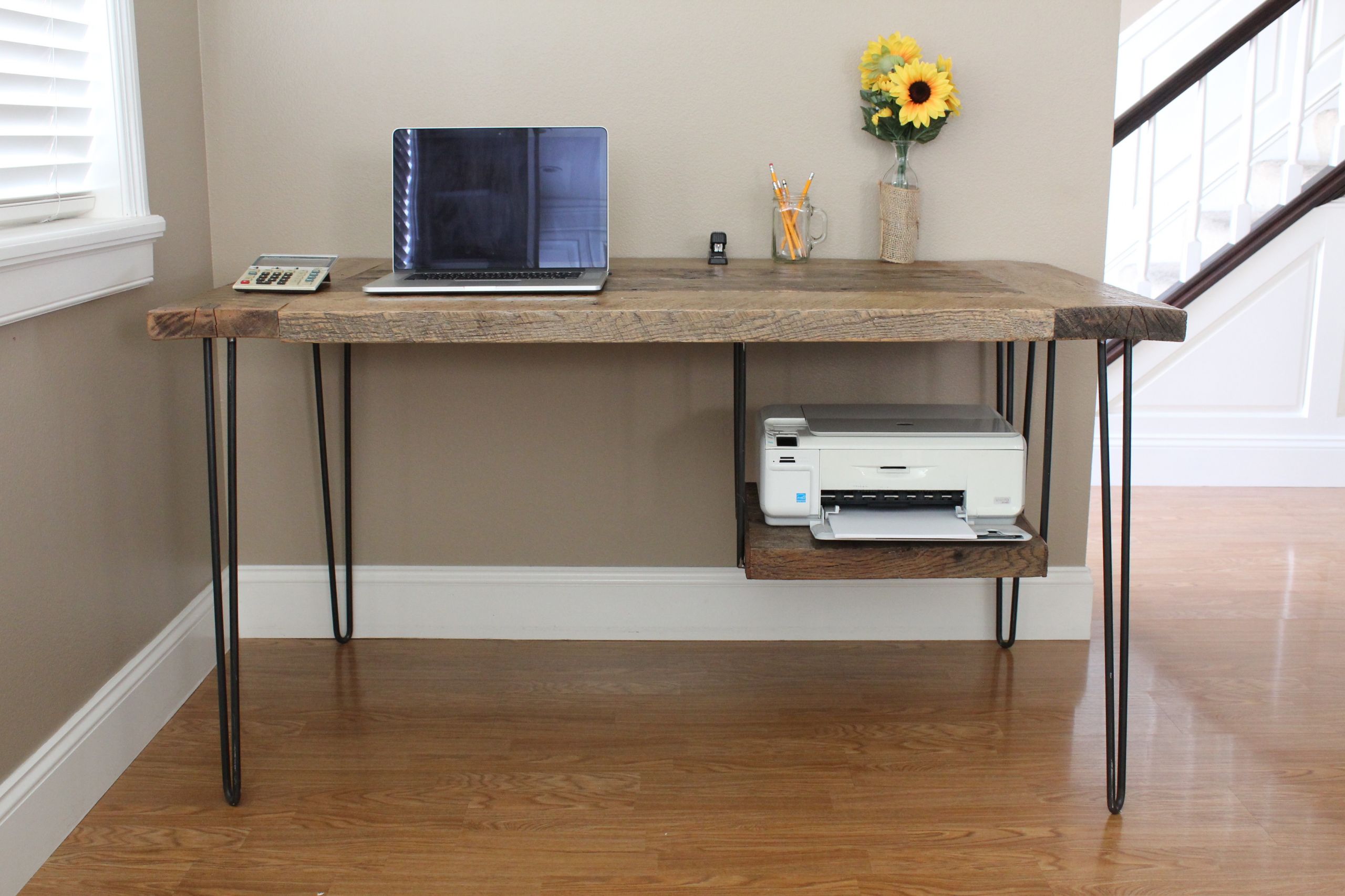 Reclaimed Wood Desk DIY
 Ana White