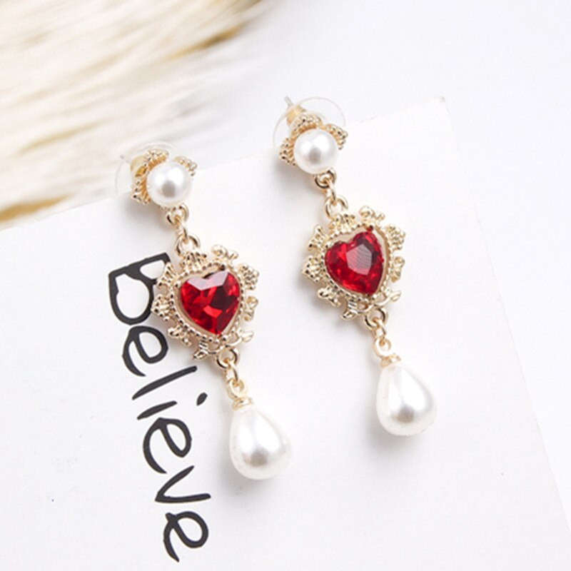 Red Heart Earrings
 2018 New Korean Red Rhinestone Love Heart Charm Pearl