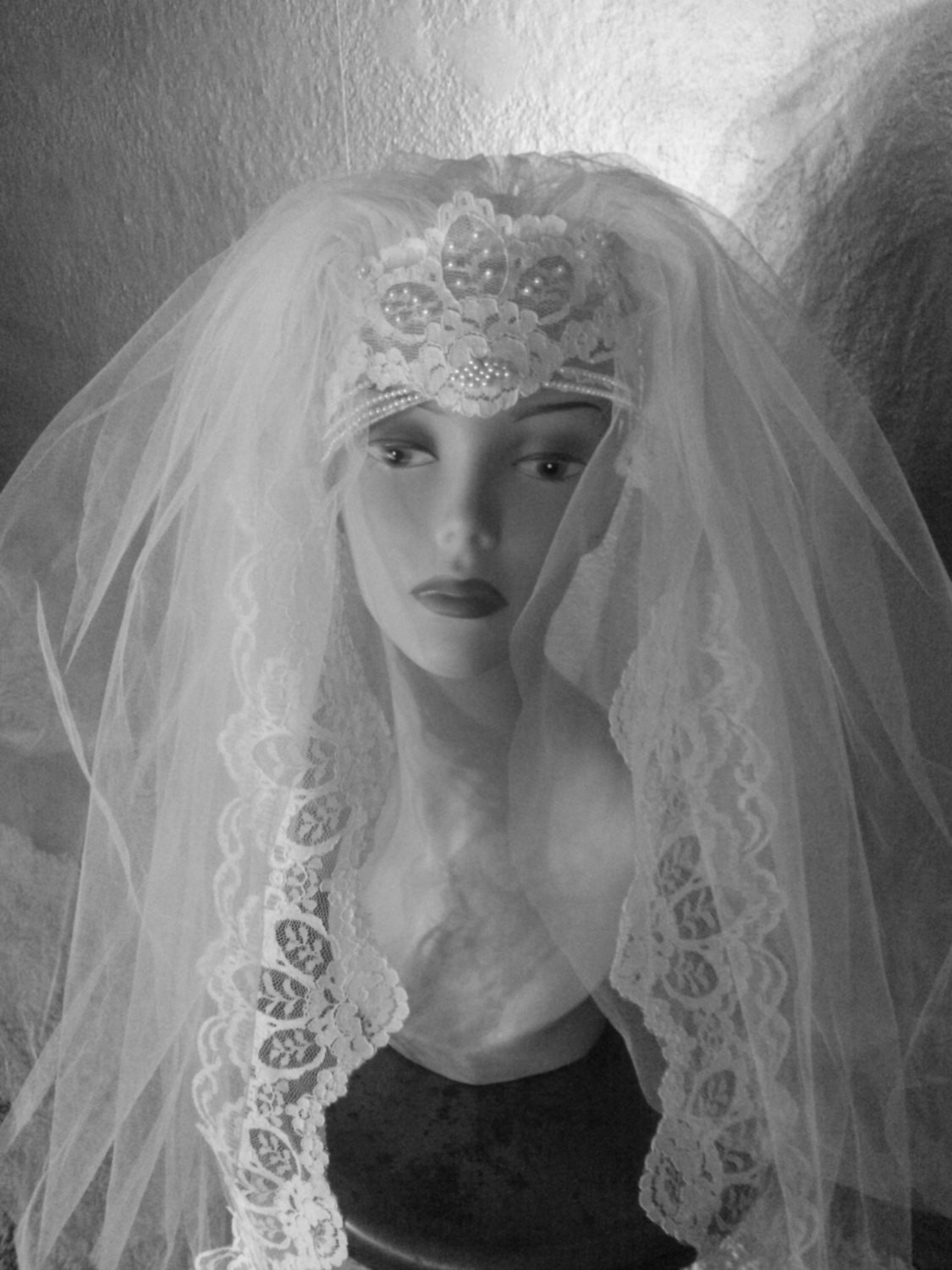 Retro Wedding Veils
 1960 s Vintage Wedding Veil by EmmasGraceVintage on Etsy