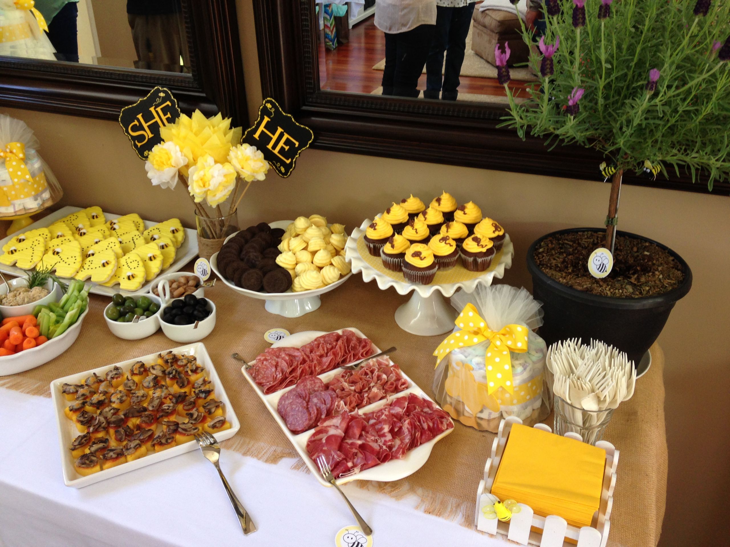 Reveal Party Food Ideas
 Our bumble bee themed gender reveal party