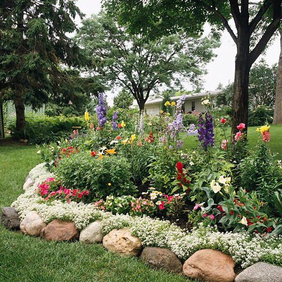 Rock Landscape Edging
 16 Awesome Garden and Landscaping Edging Ideas