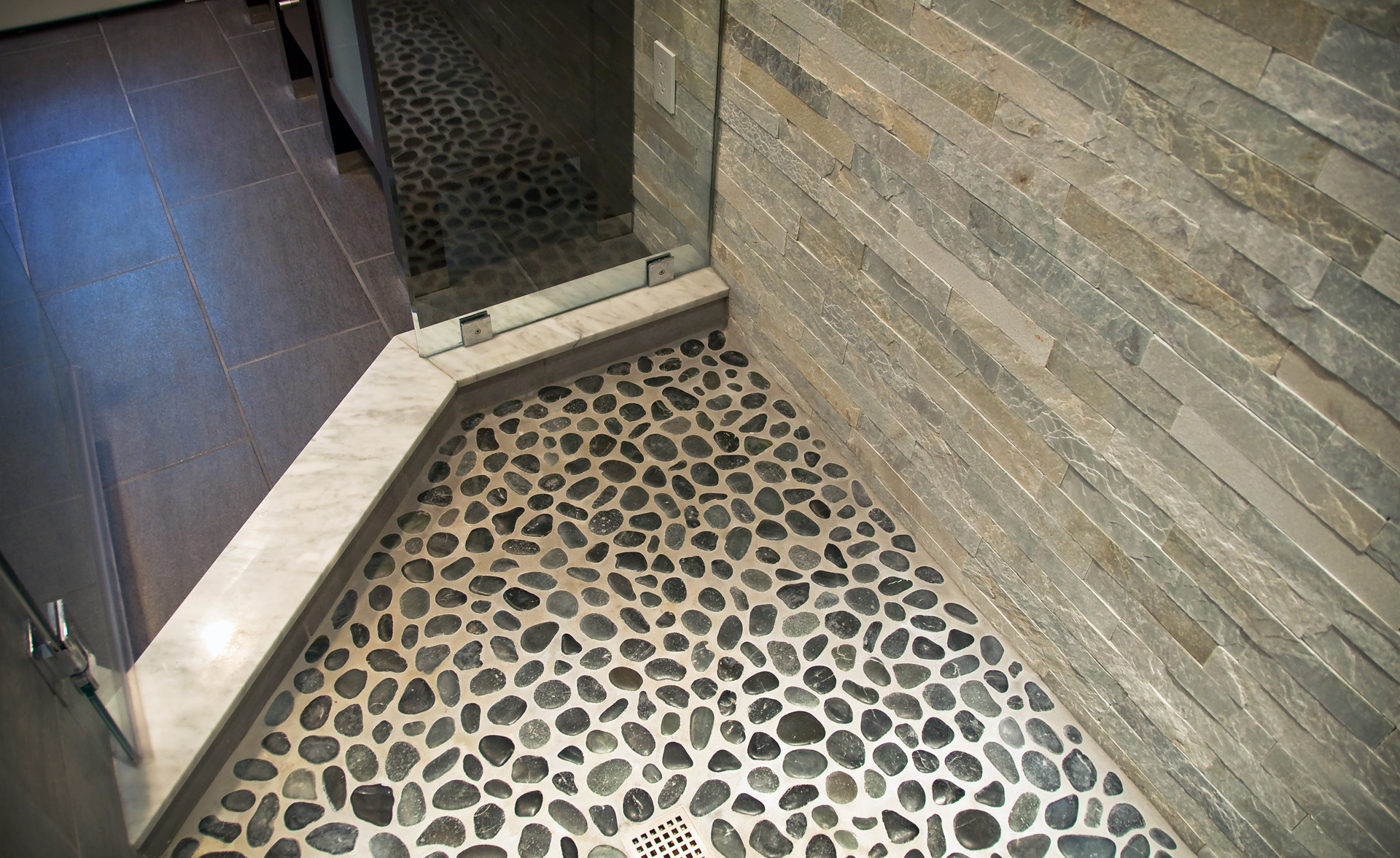 Rock Tile Bathroom
 River Rock Tile Sheets – HomesFeed