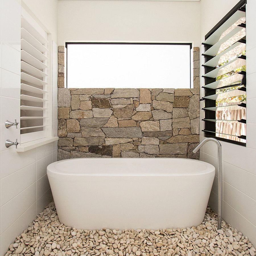 Rock Tile Bathroom
 30 Exquisite and Inspired Bathrooms with Stone Walls