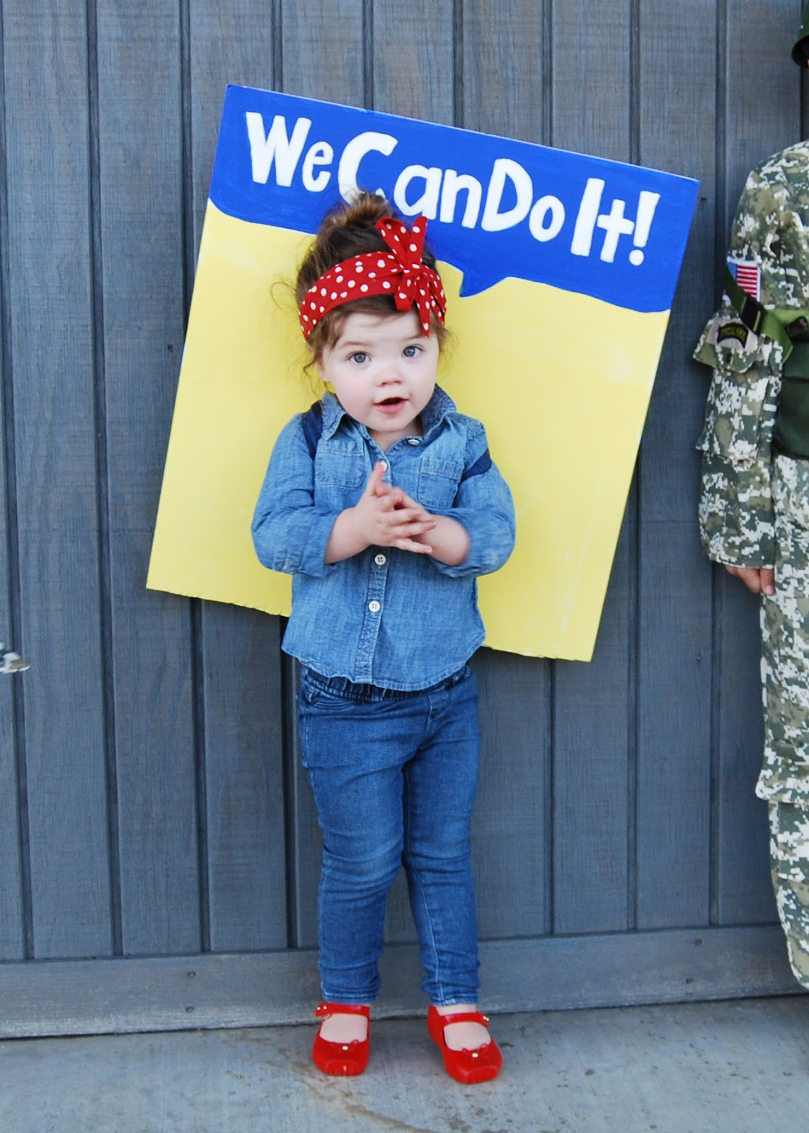 Rosie The Riveter Costume DIY
 Momfessionals Weekend Recap Harvest Party Edition