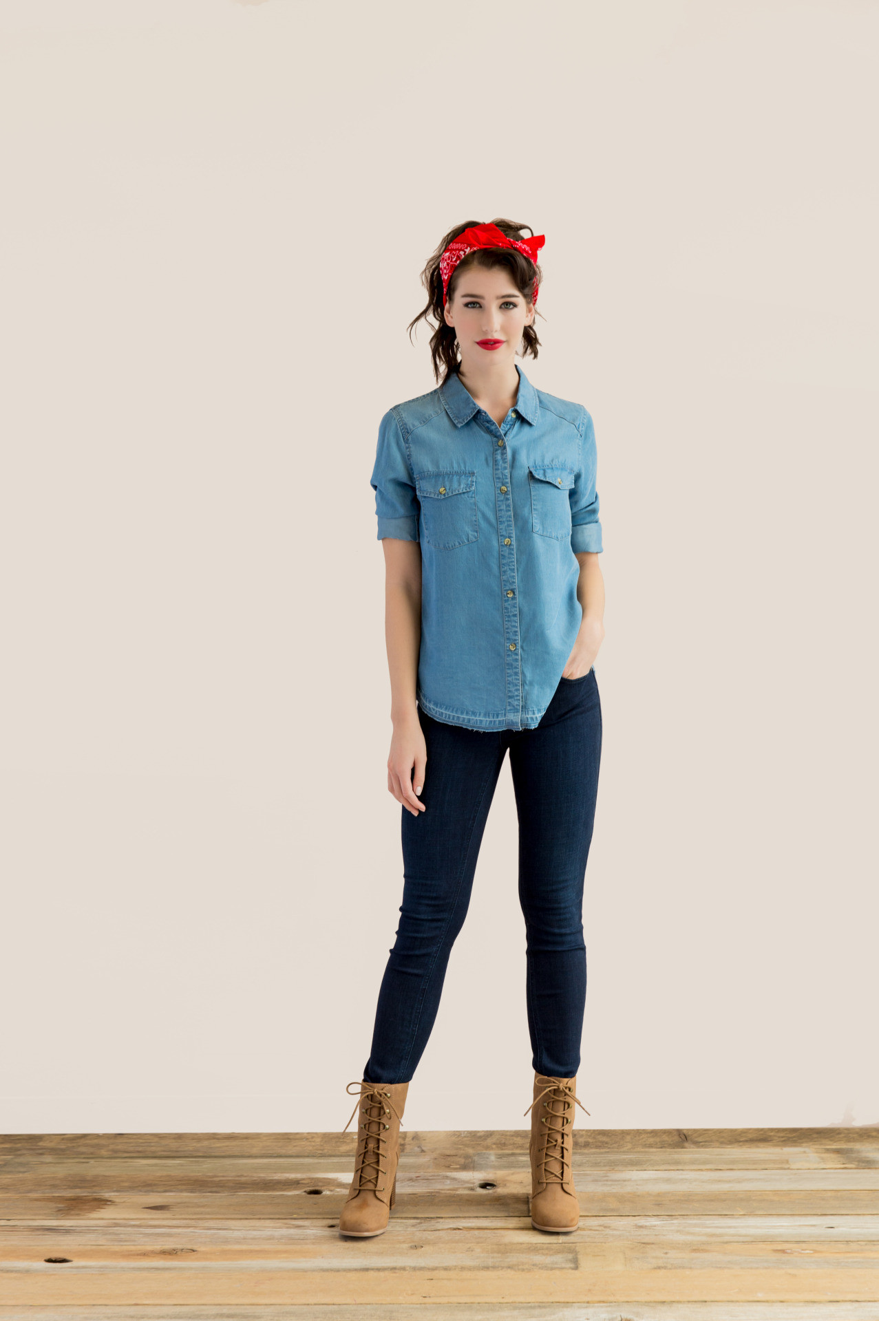 Rosie The Riveter Costume DIY
 Picking out the Perfect Halloween Costume