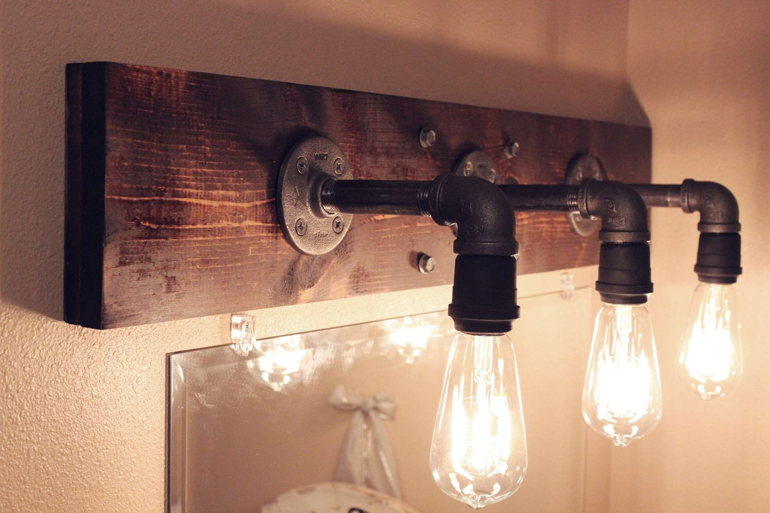 Rustic Bathroom Lighting
 55 Cool And Practical Home Décor Hacks You Should Try