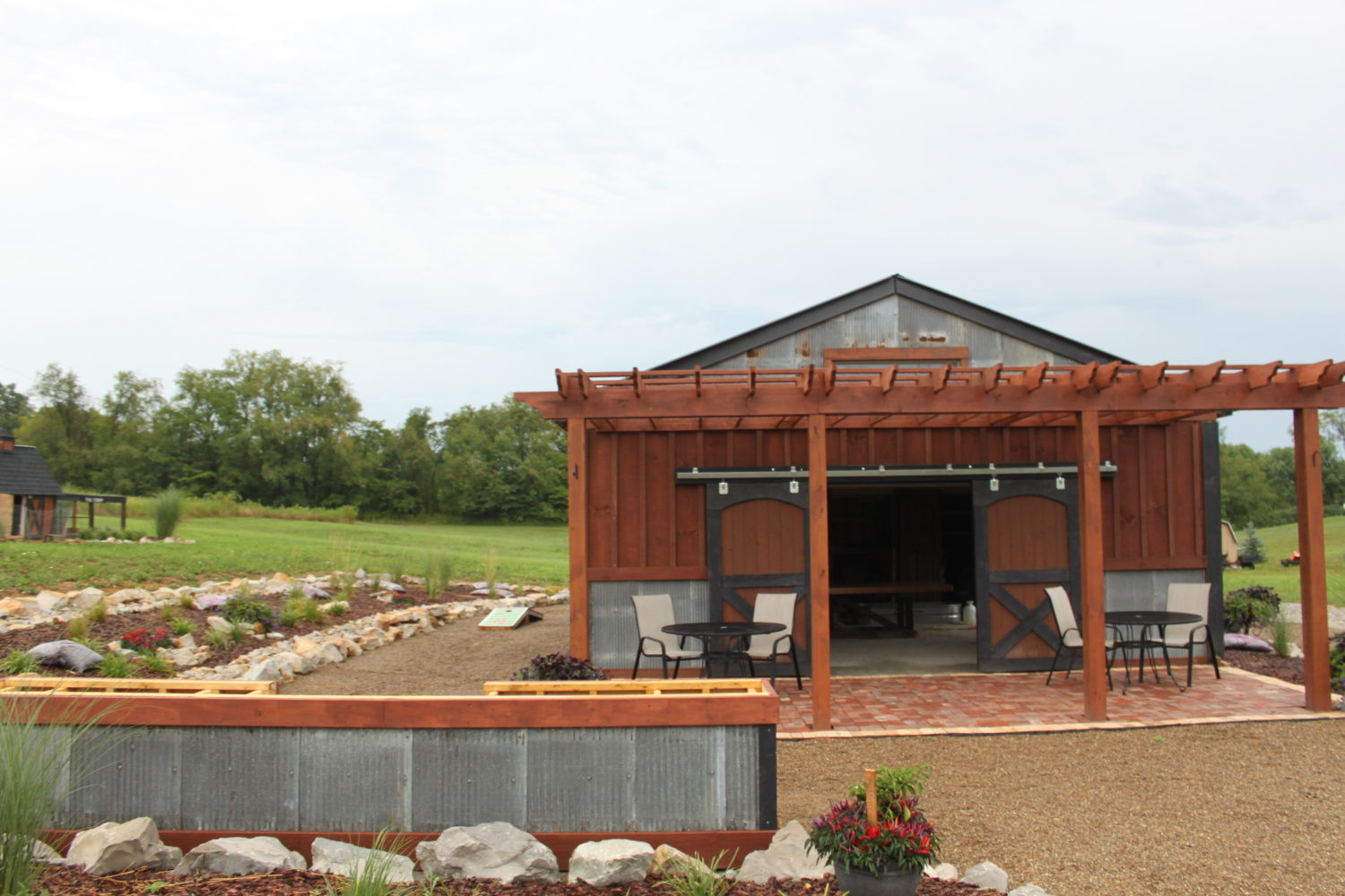 Rustic Outdoor Kitchen
 Building An Inexpensive Rustic Outdoor Kitchen Old World