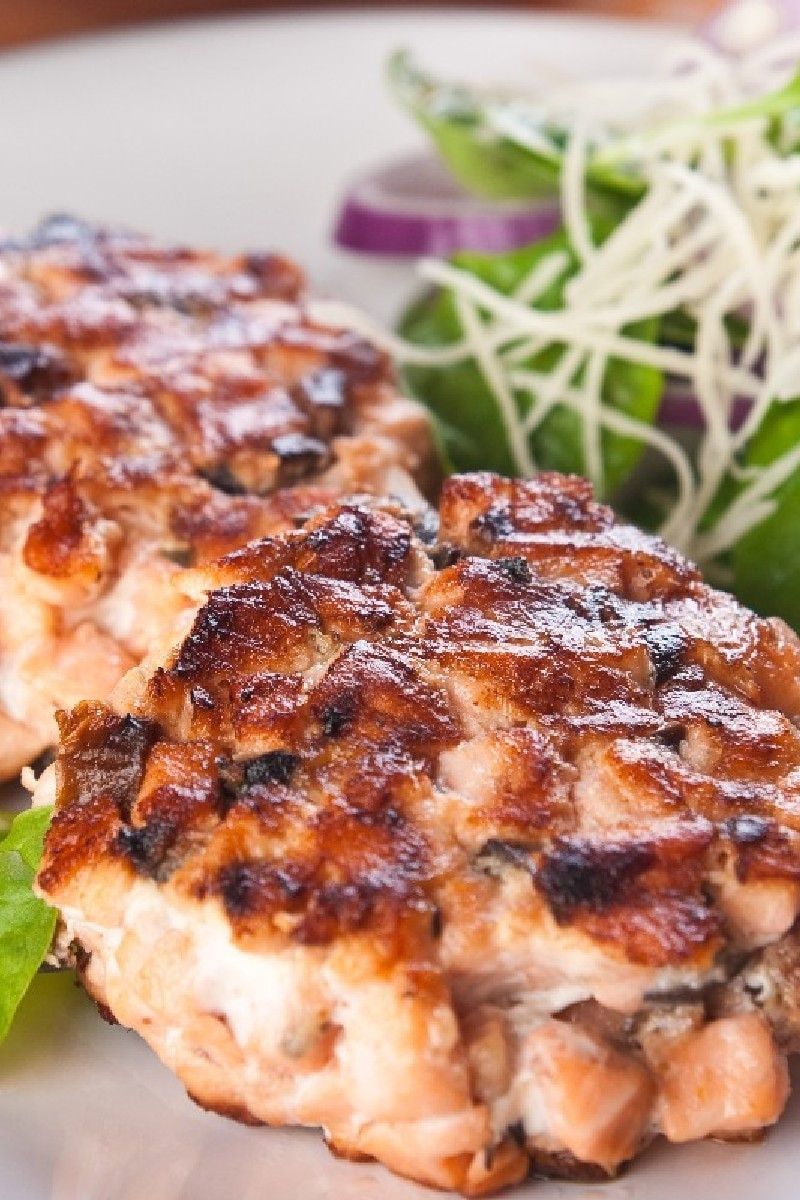 Salmon Patties With Canned Salmon
 Southern Fried Salmon Patties