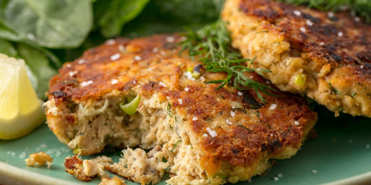 Salmon Patties With Canned Salmon
 Easy Salmon Patty Recipe How to Make Salmon Patties