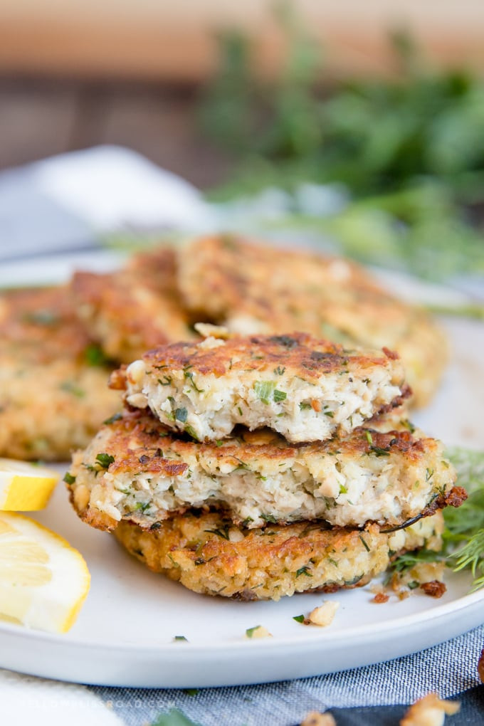 Salmon Patties With Canned Salmon
 Salmon Patties aka Salmon Cakes