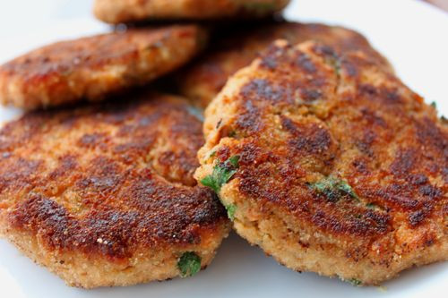 Salmon Patties With Canned Salmon
 Naturopathic eats Salmon patties