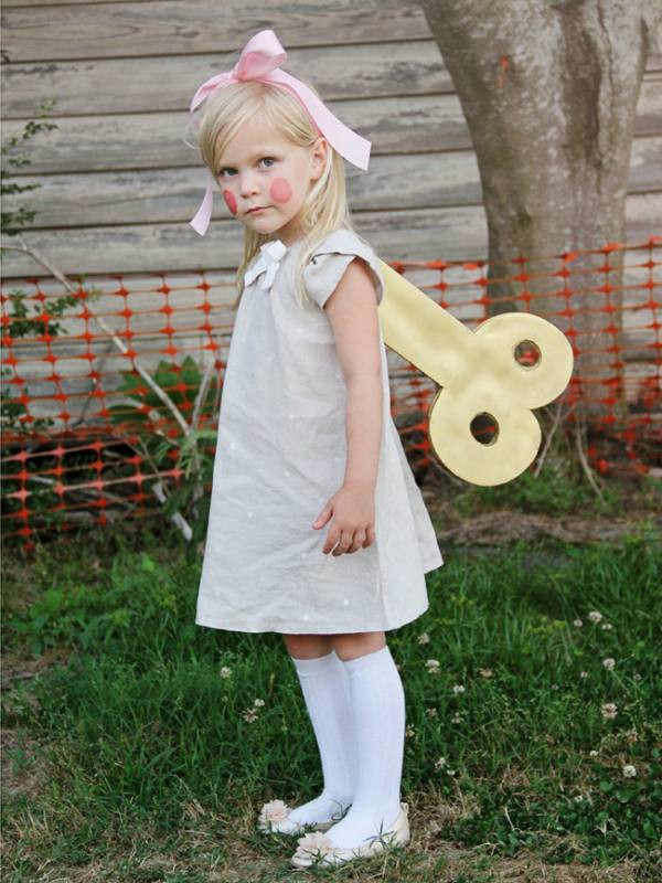 Scary Halloween Costumes DIY
 12 Cute Non Scary DIY Kids Costume Ideas for Halloween