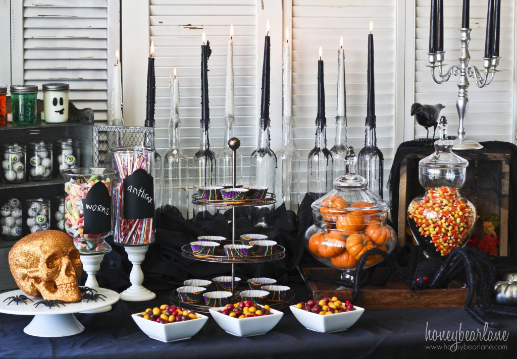 Scary Halloween Party Decoration Ideas
 Spooky Halloween Party Set up