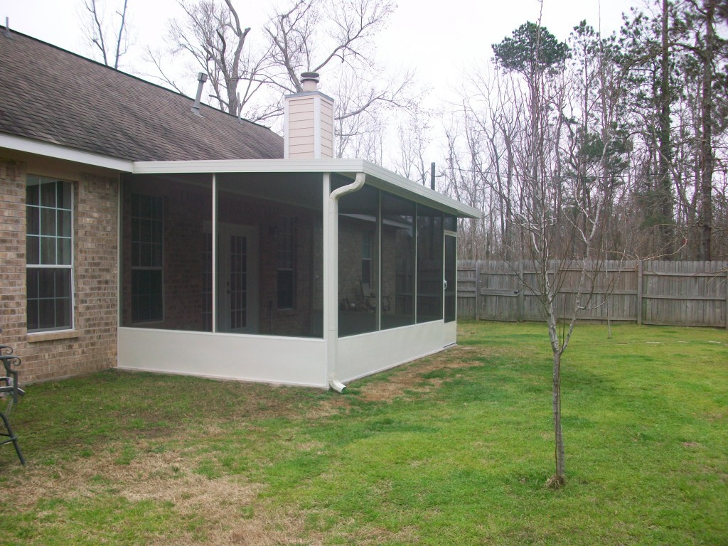 Screened In Backyard
 Patio With Screen Porch in Magnolia TX Lone Star