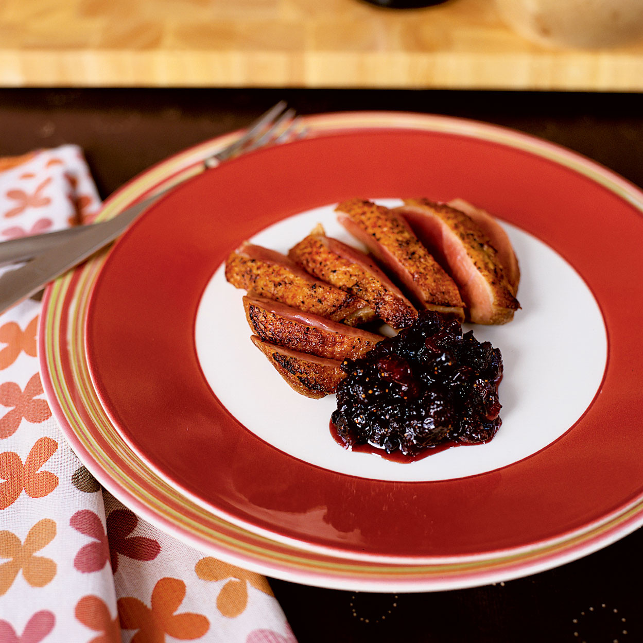 Seared Duck Breast Recipes
 Seared Duck Breasts with Port Fruit Chutney Recipe