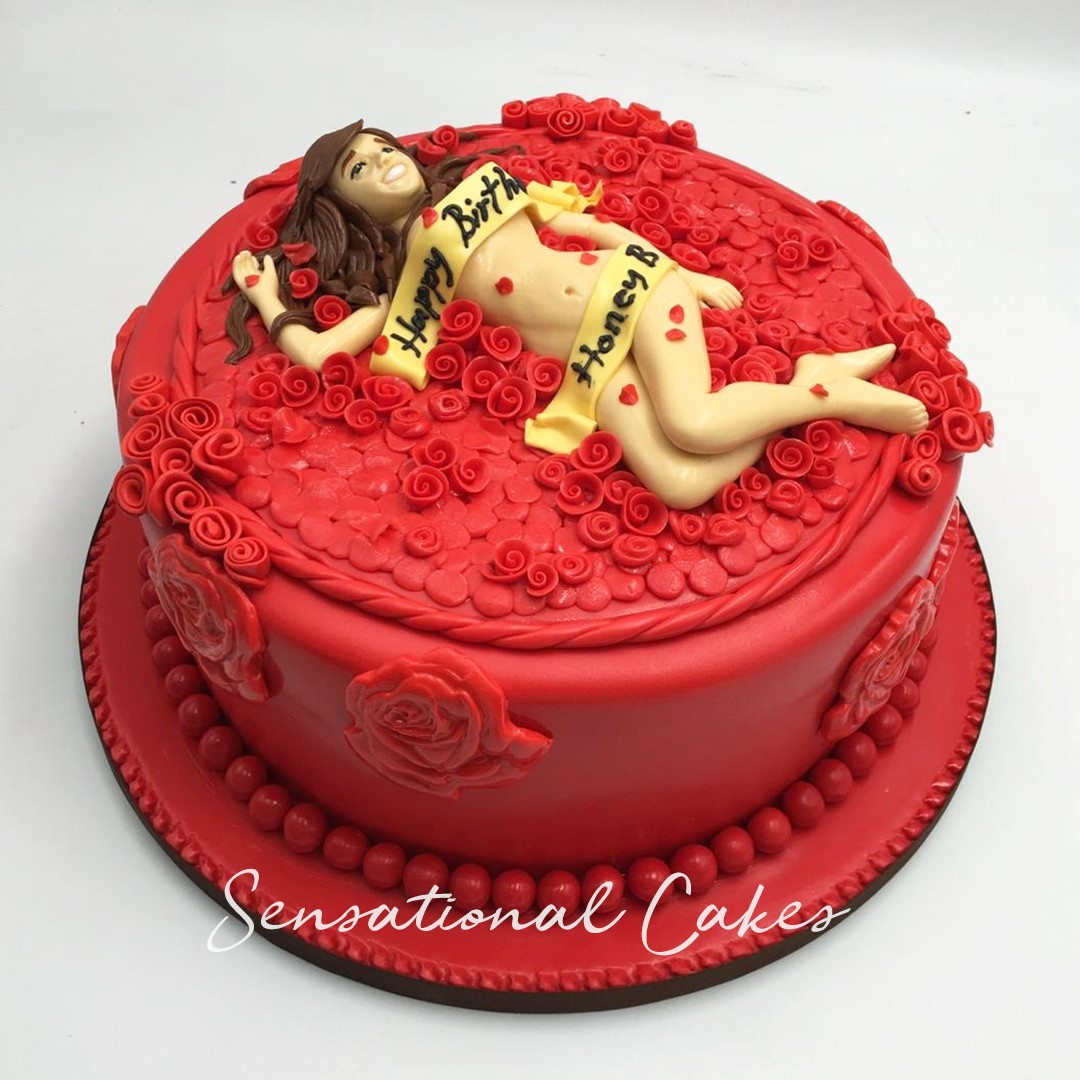 Sexy Birthday Cakes
 american beauty classic iconic cake y lady red roses