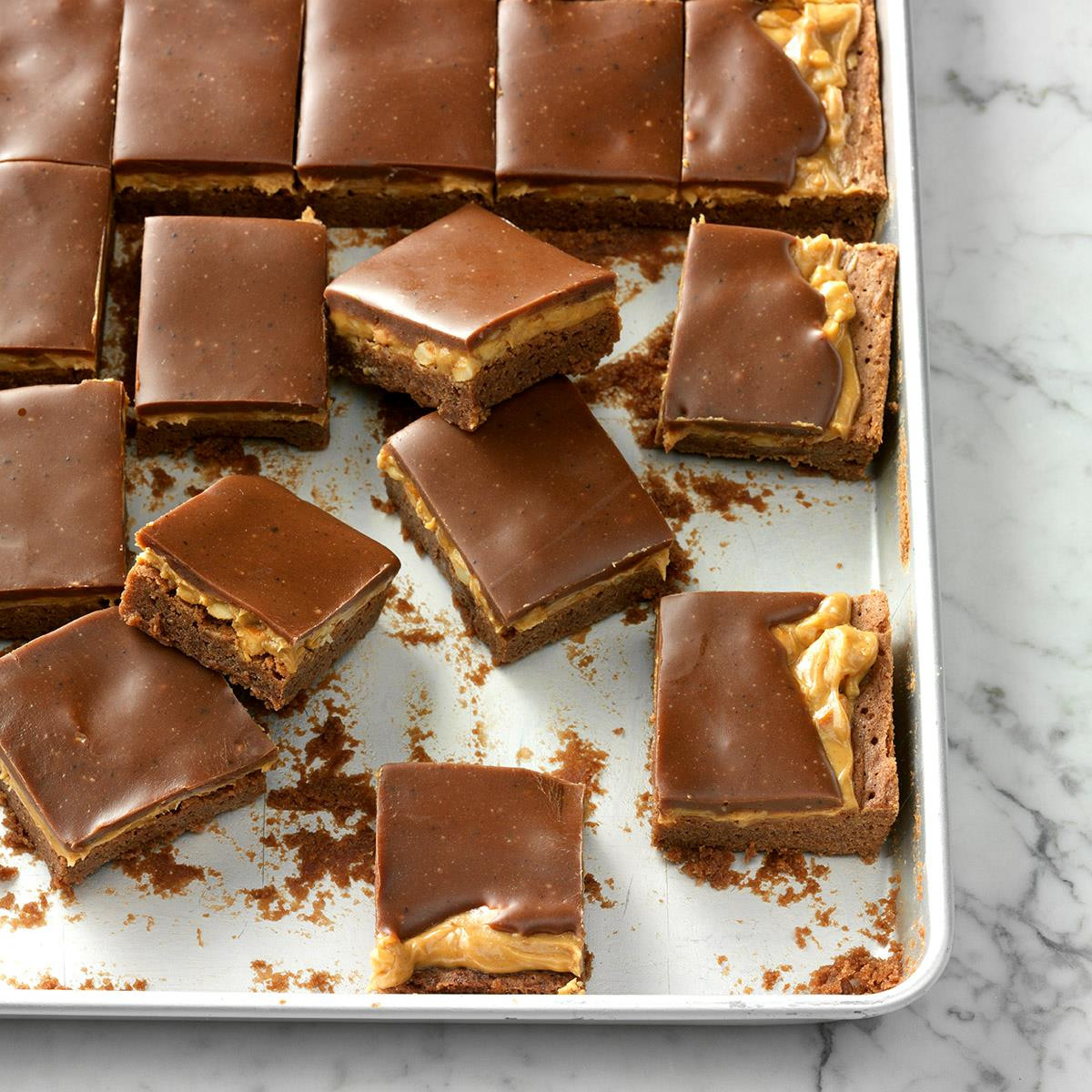 Sheet Pan Desserts For A Crowd
 38 Sheet Pan Desserts That Will Feed A Crowd