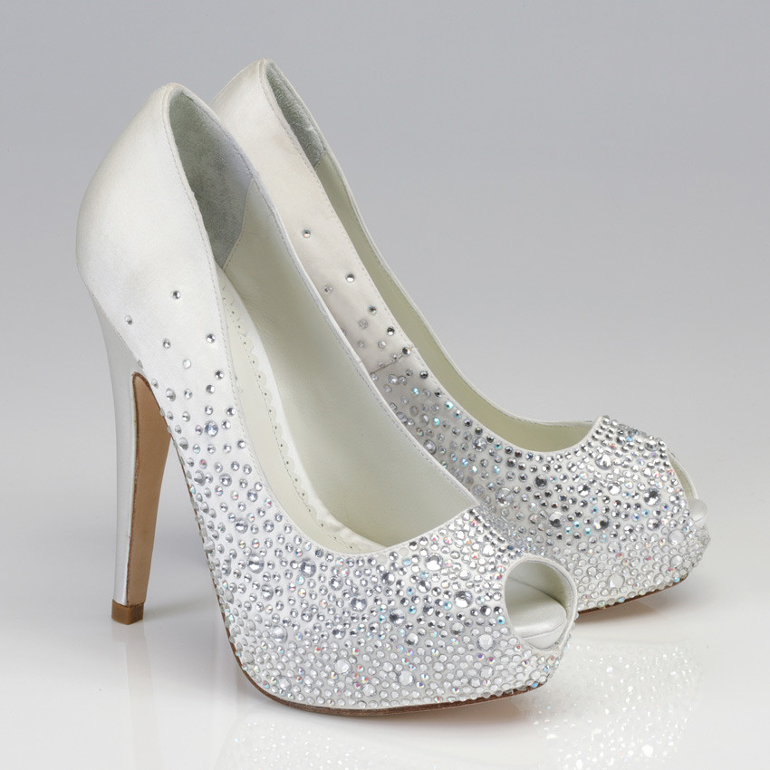 Shoes For A Wedding
 Choose The Perfect Wedding Shoes For Bride
