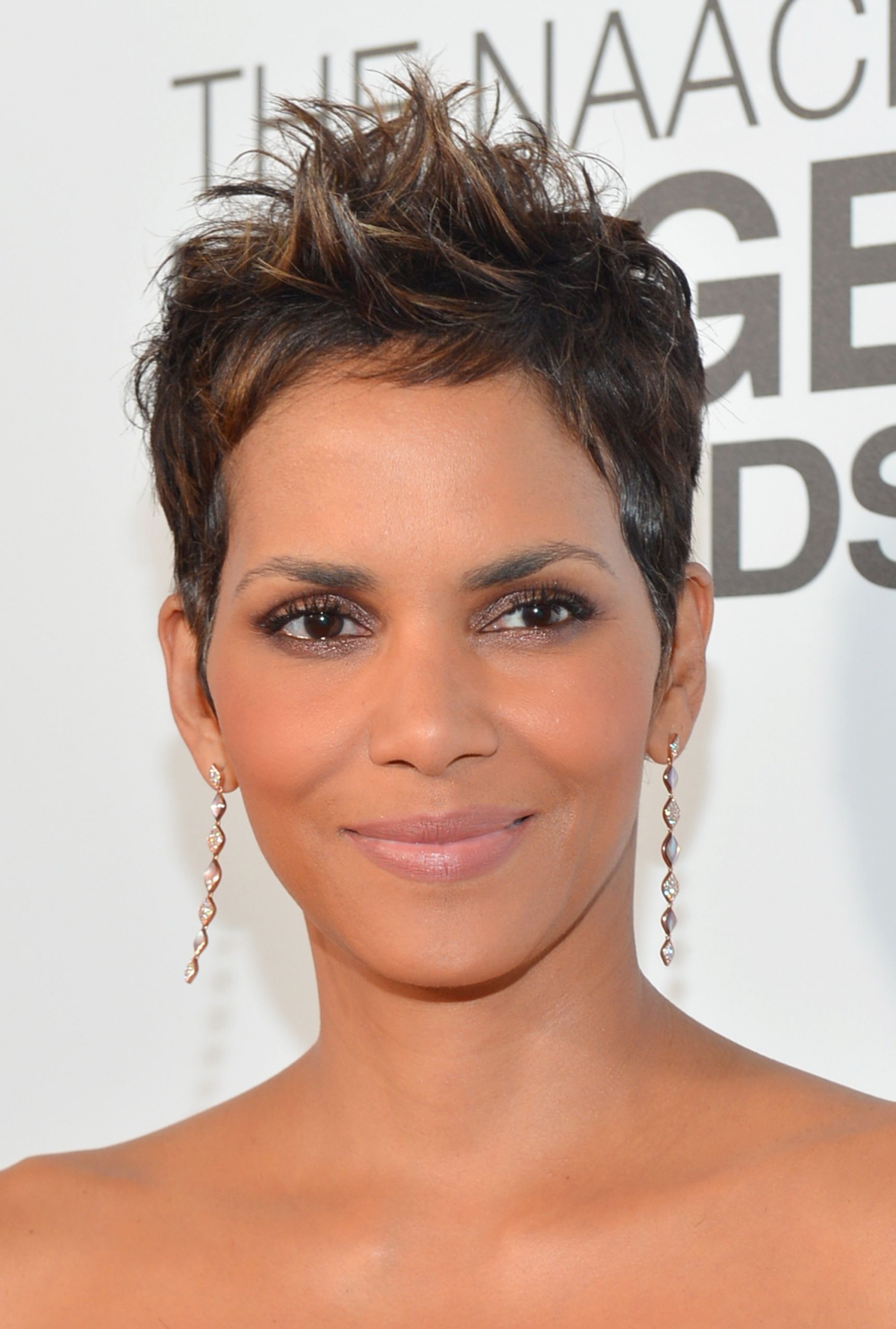 Short Hair Cut For Women
 70 Best Short Hairstyles for Black Women with Thin Hair