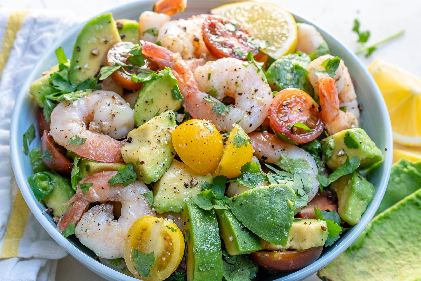 Shrimp Avocado Tomato Salad
 Eat this Lemony Shrimp Avocado Tomato Salad for a