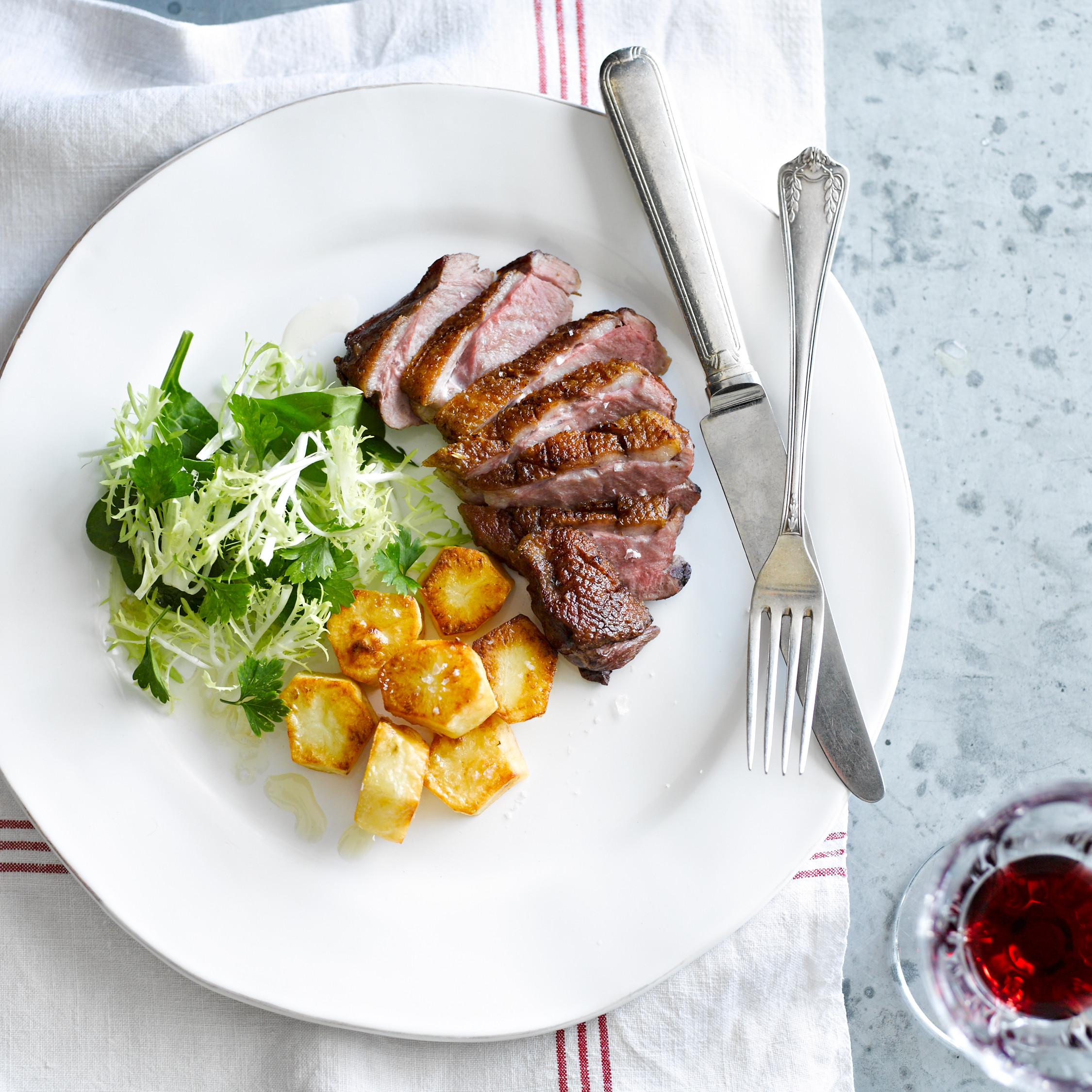 Side Dishes For Duck Breast
 Duck Breasts with Crispy Potatoes and Frisée Salad Recipe