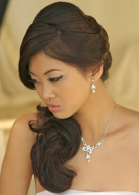 Side Wedding Hairstyle
 Side swept bridal hairstyles