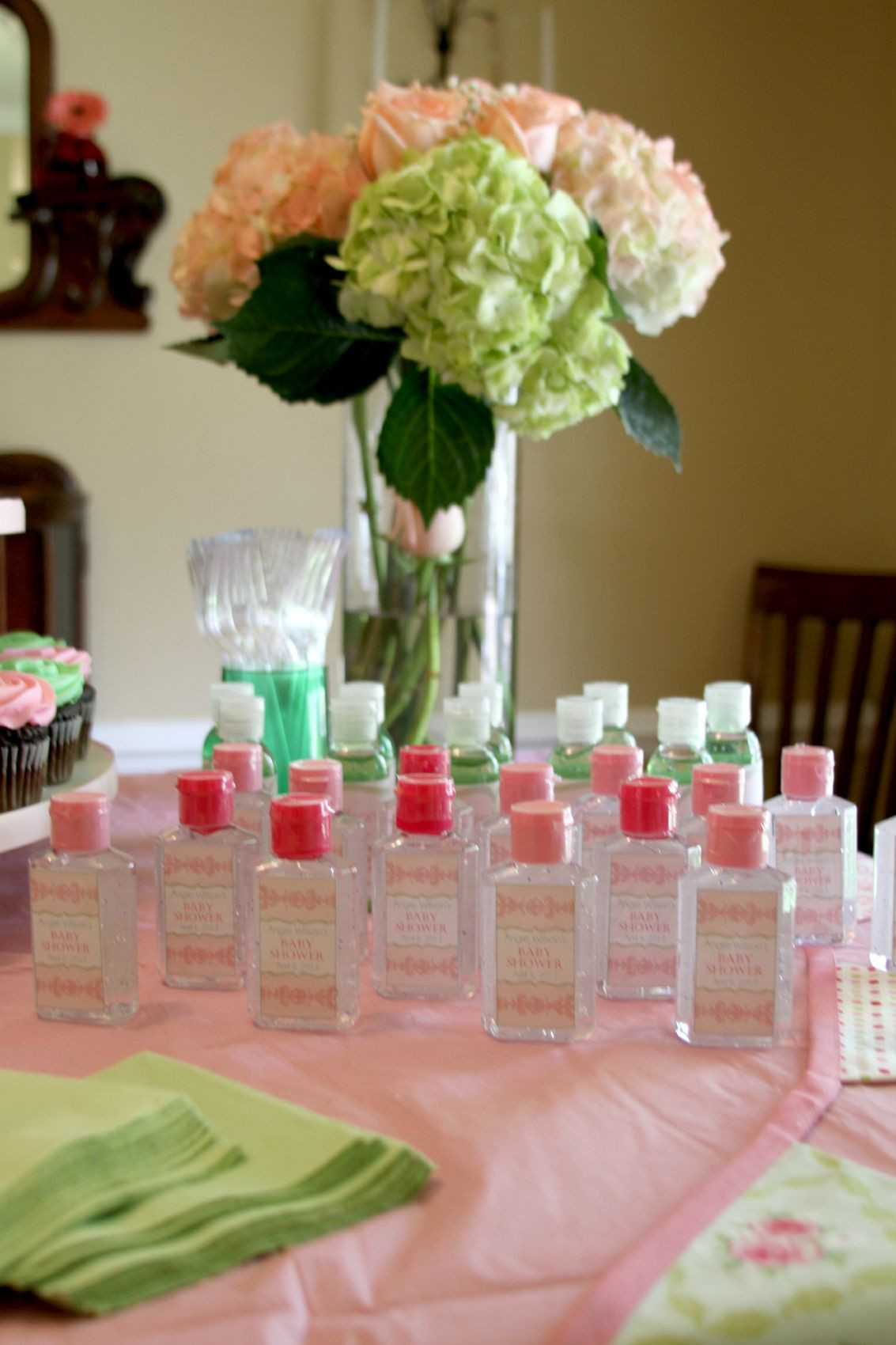 Simple Baby Shower Decoration Ideas
 Easy Affordable DIY Baby Shower Favors the sTORIbook