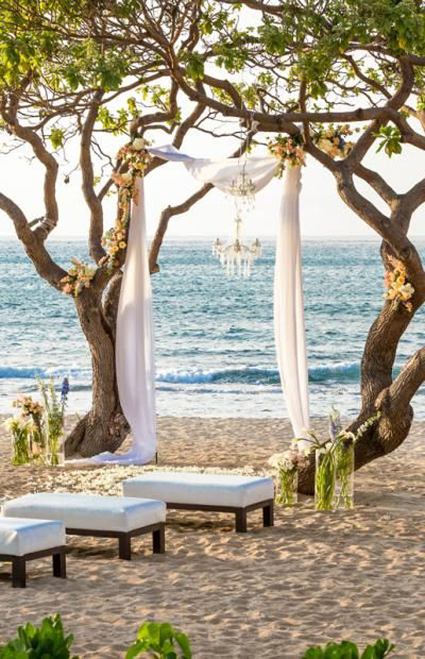 Simple Beach Wedding Ideas
 15 Romantic And Simple Beach Wedding Ideas