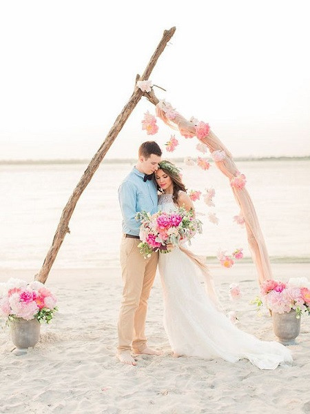 Simple Beach Wedding Ideas
 Beach Wedding Ideas for a Picture Perfect Moment