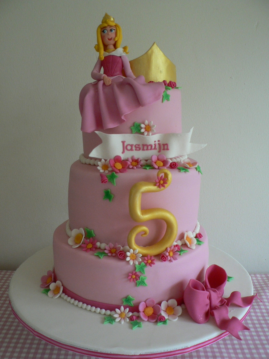 Sleeping Beauty Birthday Cake
 Aurora Sleeping Beauty Cake For My Own Little Princess