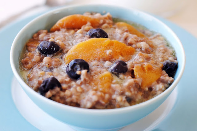 Slow Cooker Steel Cut Oats
 Slow Cooker Steel Cut Oats with Blueberries and Peaches